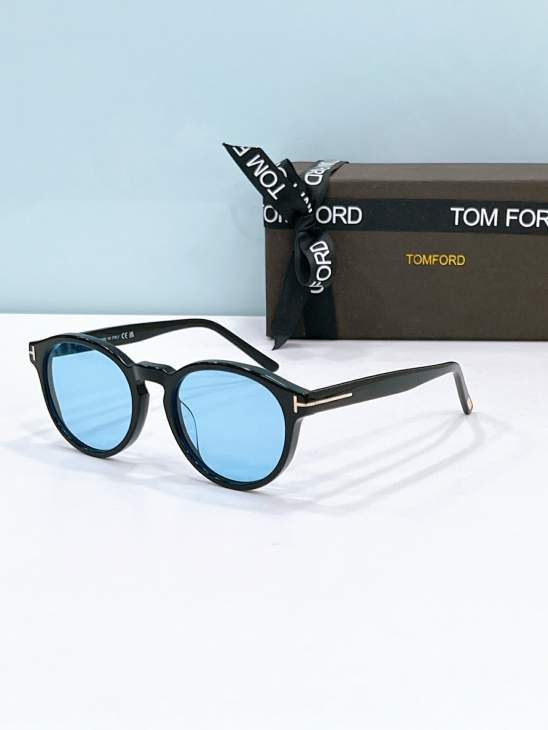 Picture of Tom Ford Sunglasses _SKUfw80537892fw